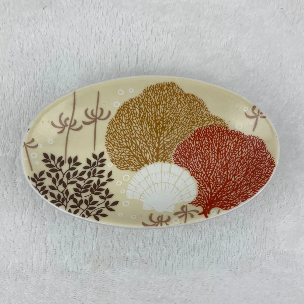 VTG MCM Pedastal Sea Coral Soap Dish Japan 5.5”